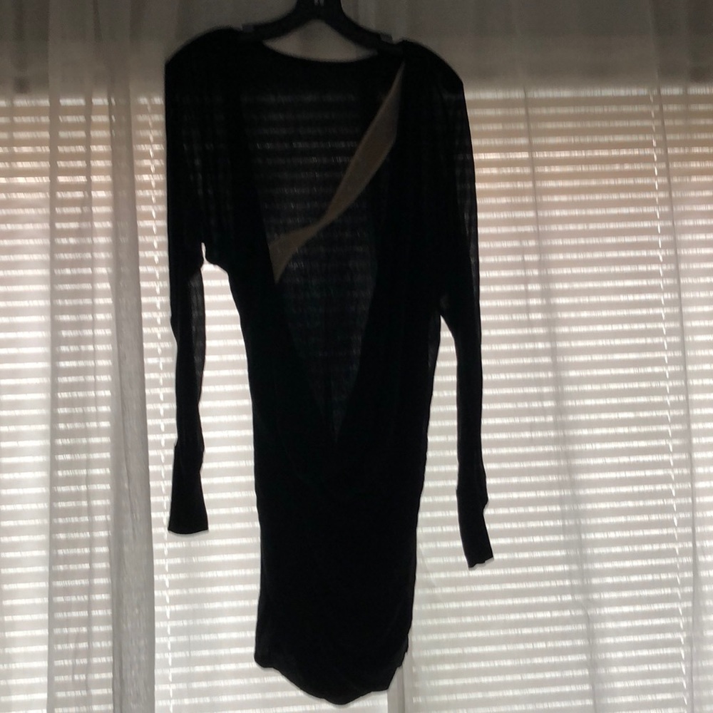 Super sexy backless tip or dress